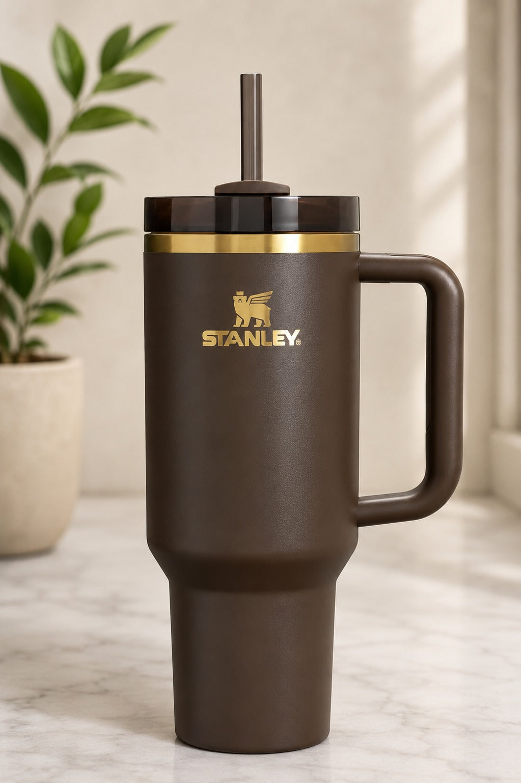 Stanley 30 oz Travel Tumbler with Handle & Straw – Insulated Reusable Coffee Cup, Leak-Resistant Lid, Chocolate Brown